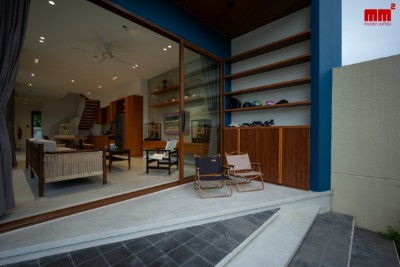 Phong House - Biệt thự hiện đại có mái hiên lệch tầng ấn tượng