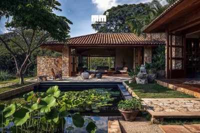 Resort dùng toàn vật liệu ngày xưa để xây chuồng heo, Lim retreat.